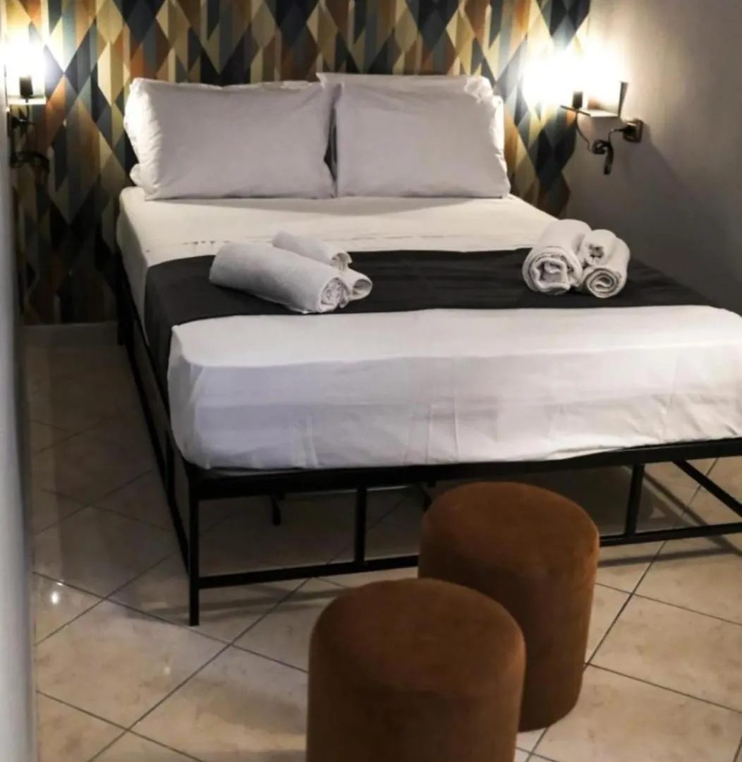 Apartment Peppe Triple Rooms Napoli Centro